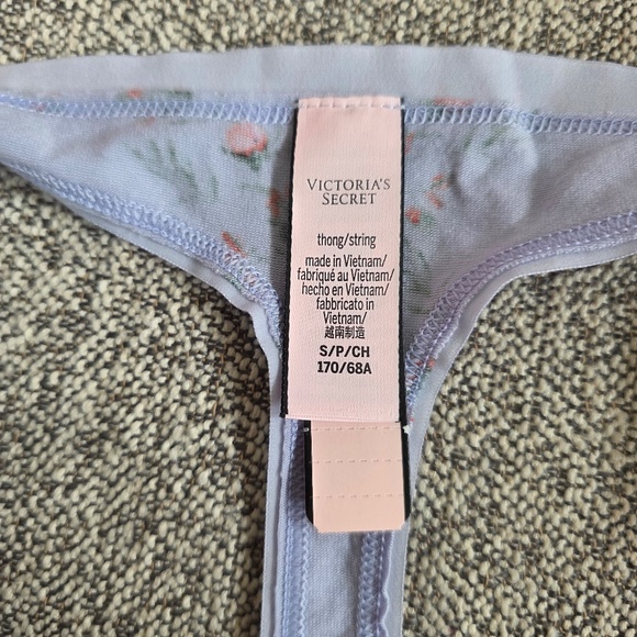 Victoria's Secret Stretch Cotton Thong Panty - Small - Picture 4 of 6